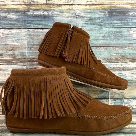 Minnetonka Shoes - Minnetonka Womens Size 9 Fringed Moccasin Ankle Boot Bootie Brown Suede